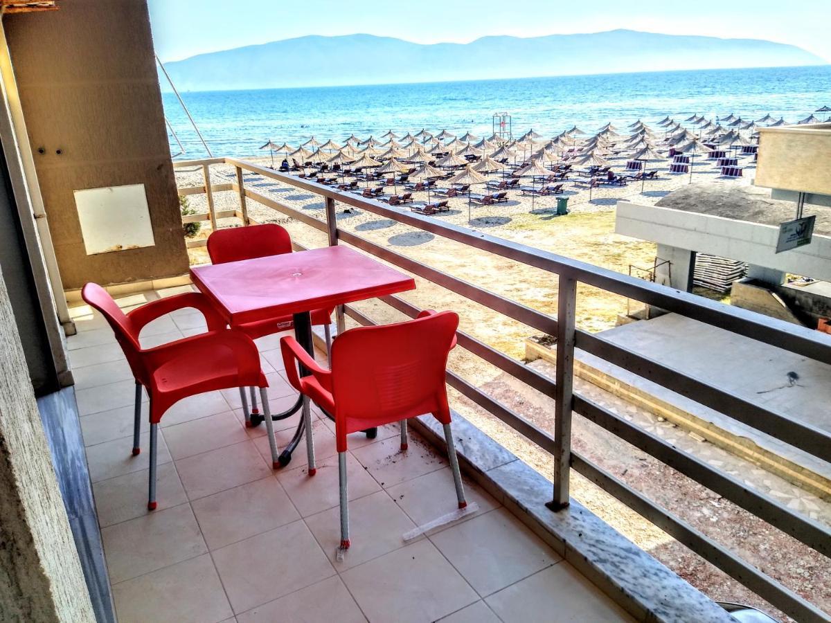Rass' Apartment Vlore Bagian luar foto