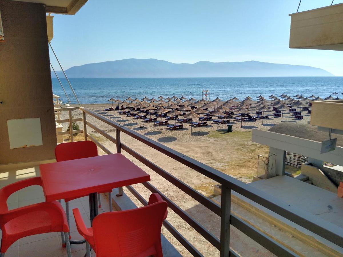 Rass' Apartment Vlore Bagian luar foto