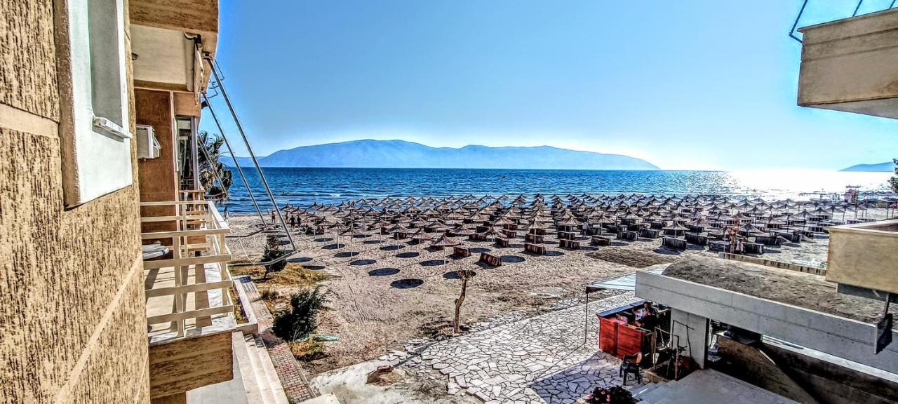 Rass' Apartment Vlore Bagian luar foto