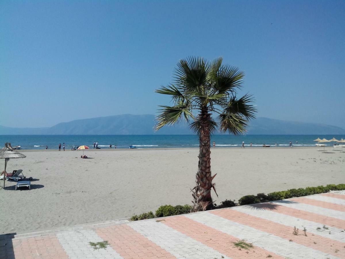 Rass' Apartment Vlore Bagian luar foto